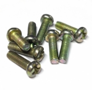 Винт М3x12